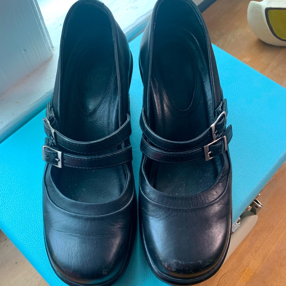 Black Dansko Mary Jane clogs